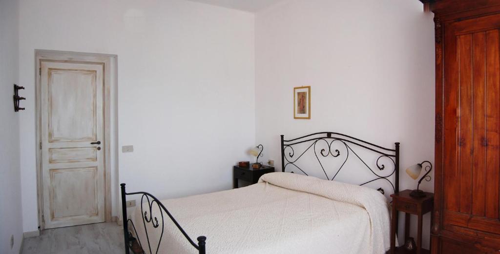Andrea E Valentina Bed and Breakfast S'archittu Cuglieri Værelse billede